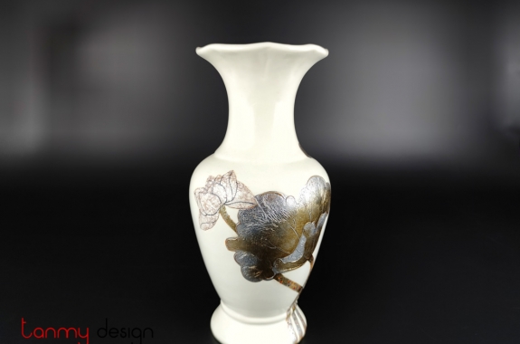 White ceramic vase with hand-painted lotus  Size L//15*H30 cm